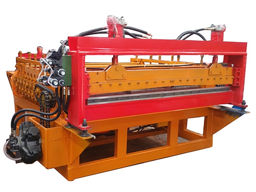 High speed type slip lock profile roll forming machine